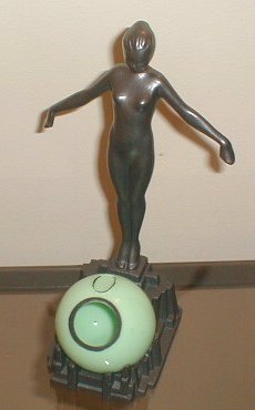 Art Deco Frankart
     Nude Ashball