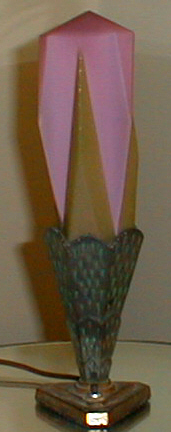 Vintage Art Deco 
      Lamp