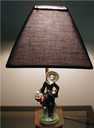 Vintage Art Deco Lamp