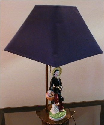 Vintage Art Deco Lamp