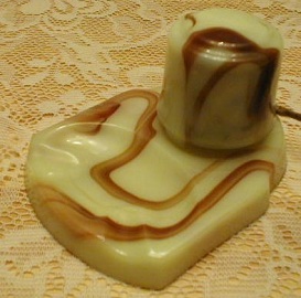 Akro Agate cigarette lighter set