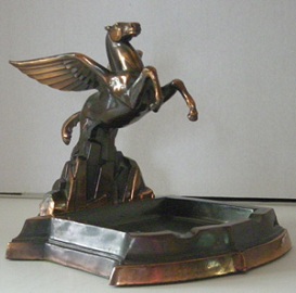 Vintage Mobil Oil Advertising Ashtray