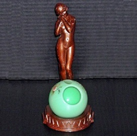 Antique Betty Beck Ashball Ashtray
